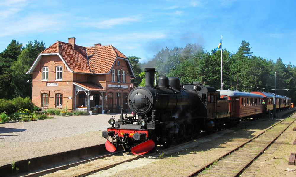 Ångtåget på Österlen på Brösarps station.